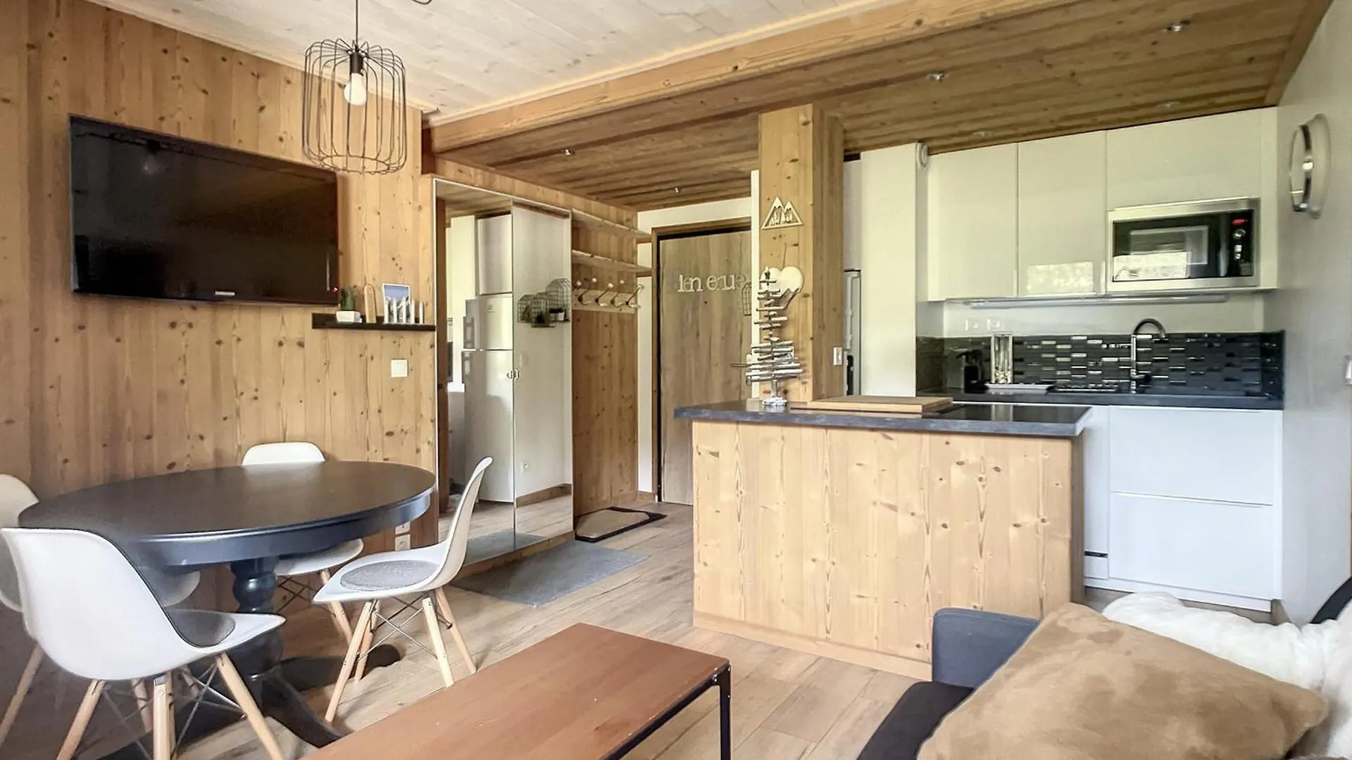 Appartement Renove Skis Aux Pieds, Proche Commerces, Courchevel 1650 - Fr-1-563-157